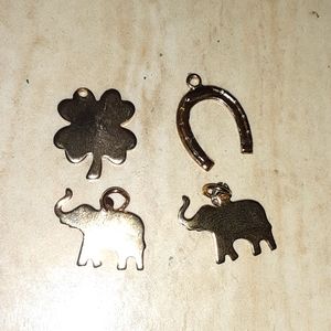 4 LUCKY CHARMS LOT NRMINT CONDITION